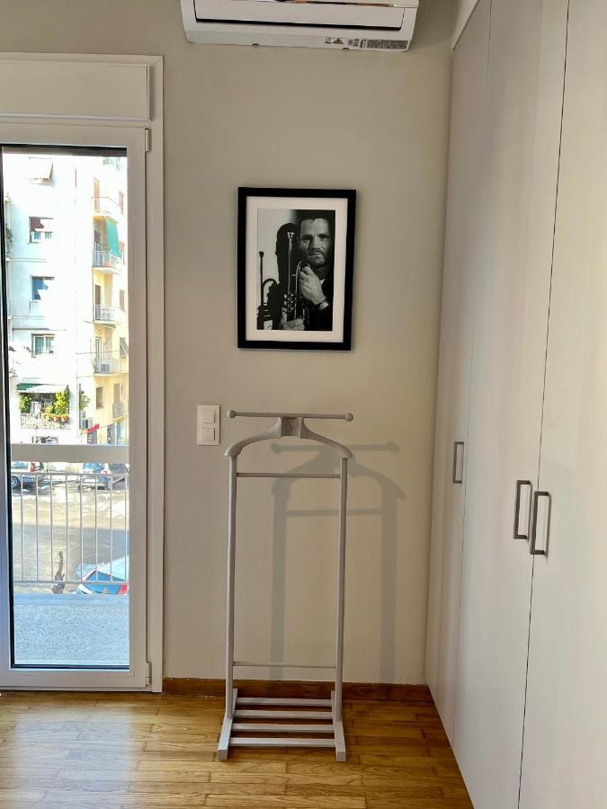 Mrs Holiday Apartment Athens Exterior photo